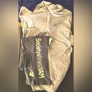 Societysfinestiam jump suit. (Leggings and zipper light hoodie)